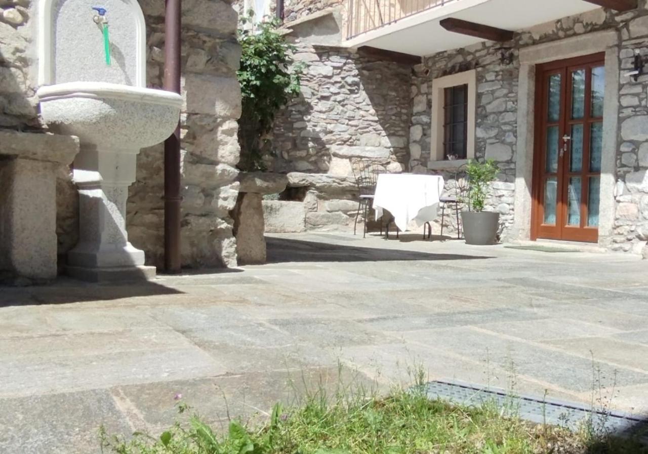 Casa Elisa Affittacamere 阿尔梅诺 外观 照片